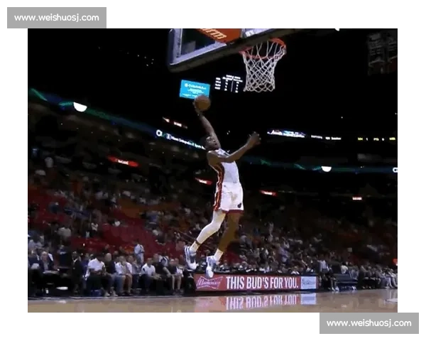 琼斯VS戈登巅峰对决解析力量技术与胜负关键走向前瞻预测全景